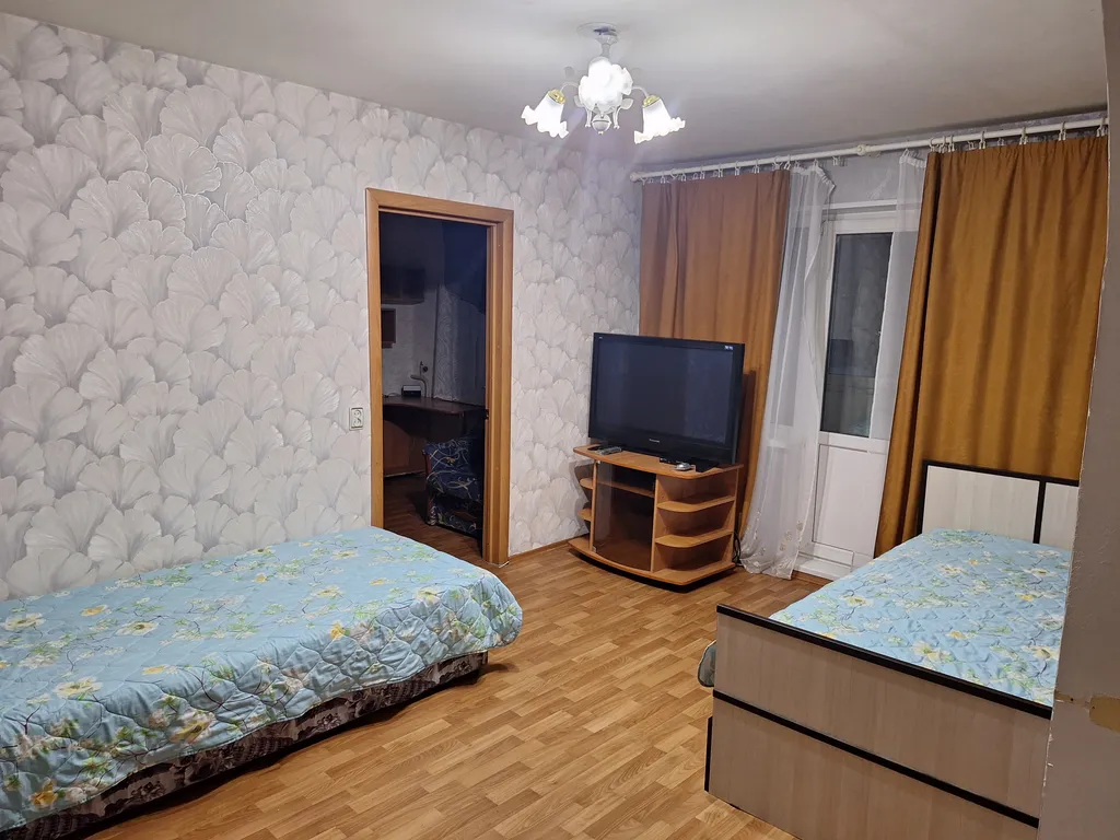 Квартира Тёплая, комфортноая, уютная квартира рядом с центром — Тихвин