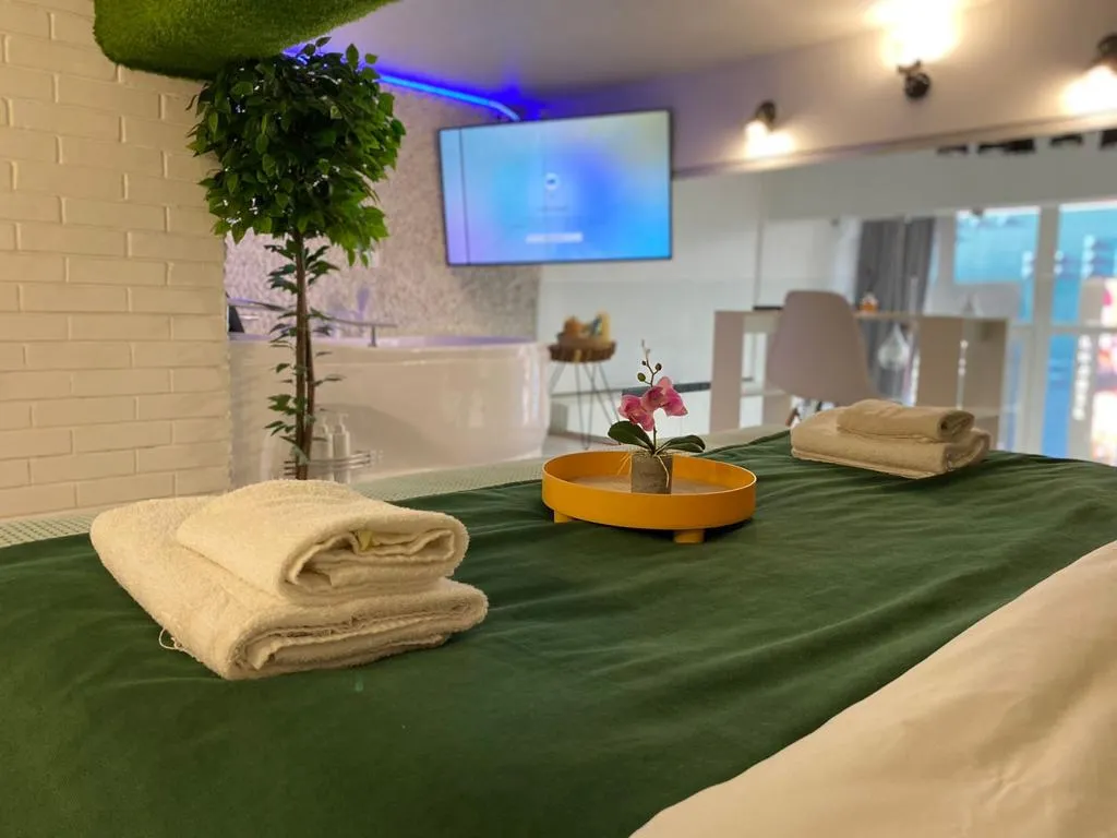 Квартира Квартира Двухуровневый лофт с сауной и джакузи — Москва