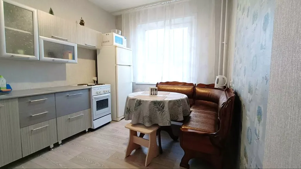 Квартира Светлая, уютная квартира для большой семьи или компании — Красноярск