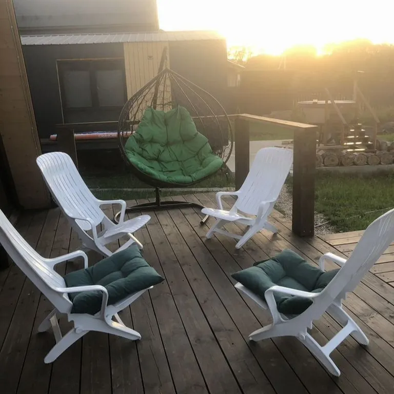 Дом у озера в стиле А-frame