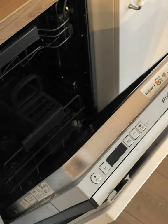 Уютный дом с видом на озеро