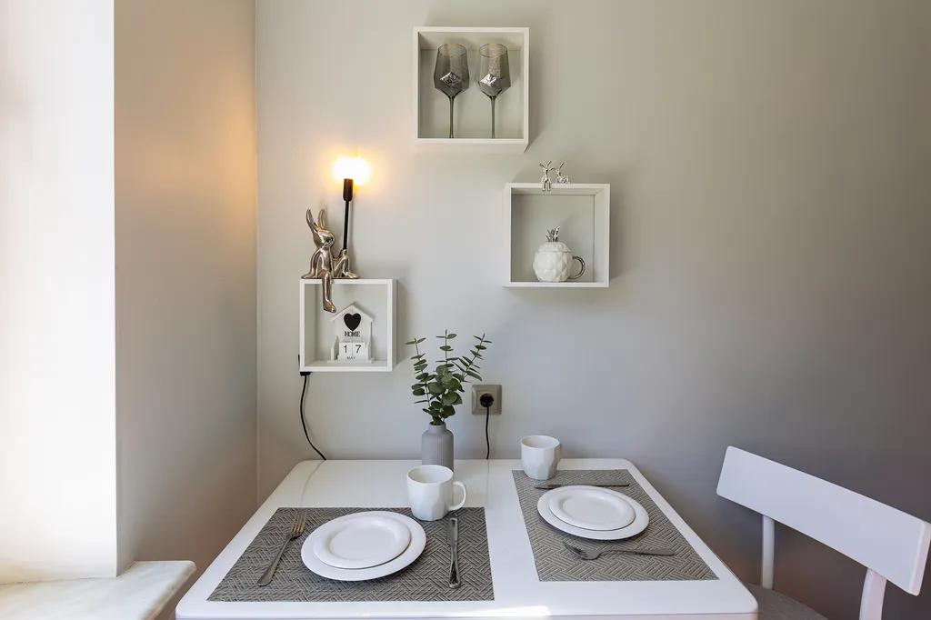 Две минуты и вы уже на Острове Канта, в самом центре Калининграда!