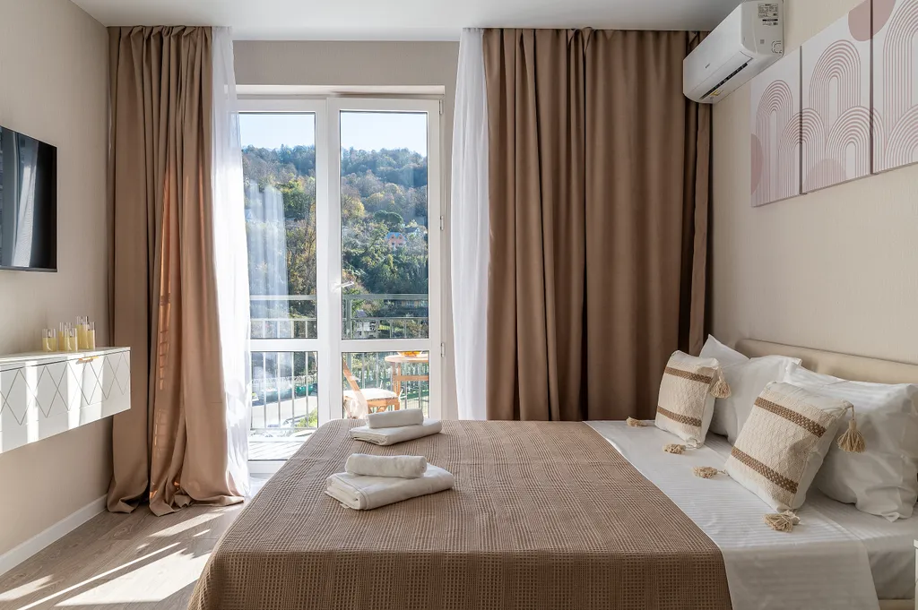 УК Атмосфера Квартира Эстель с видом на горы — аренда посуточно в Кудепста