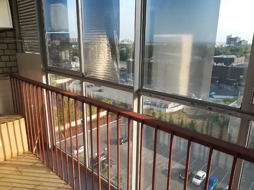 Двухкомнатная квартира у метро Горки