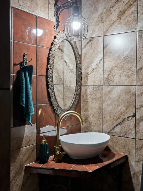 Готический замок Гранат Альдога