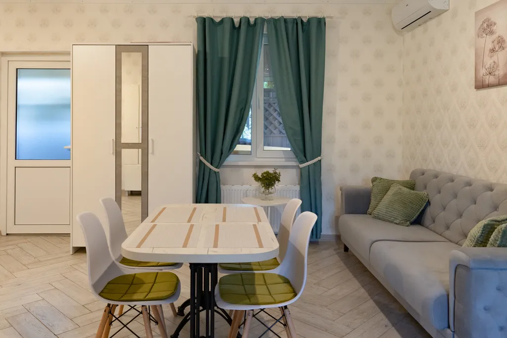 Гостевой комплекс у озера Бекан