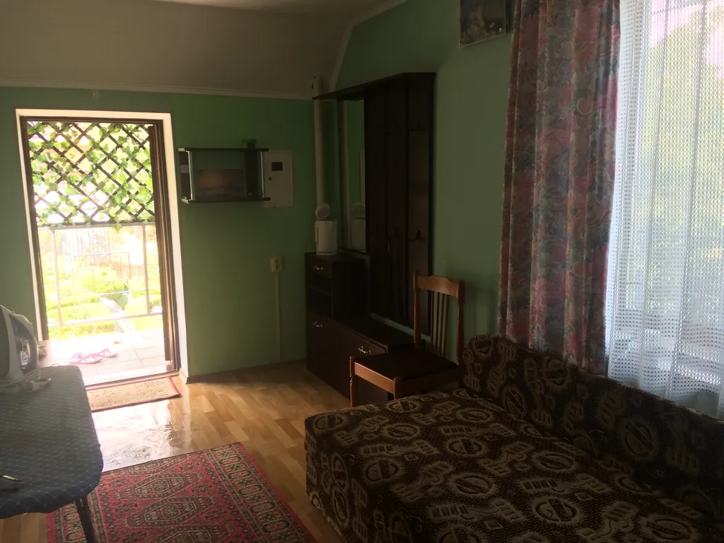 Коттедж Гостевой дом у Анны с видом на море, горы и лес — Кацивели