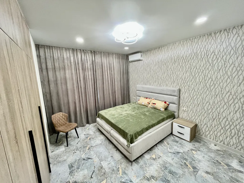 Квартира комфорт класса в 300 метрах от пляжа — аренда посуточно в Таганрог