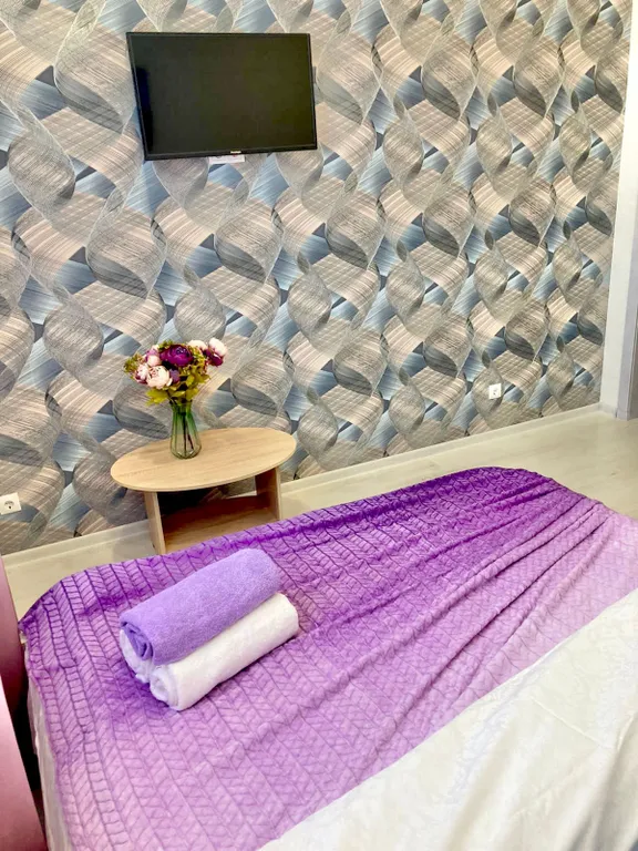 Квартира около набережной рядом с мостом Влюбленных и Аквапарком Лето-Лето