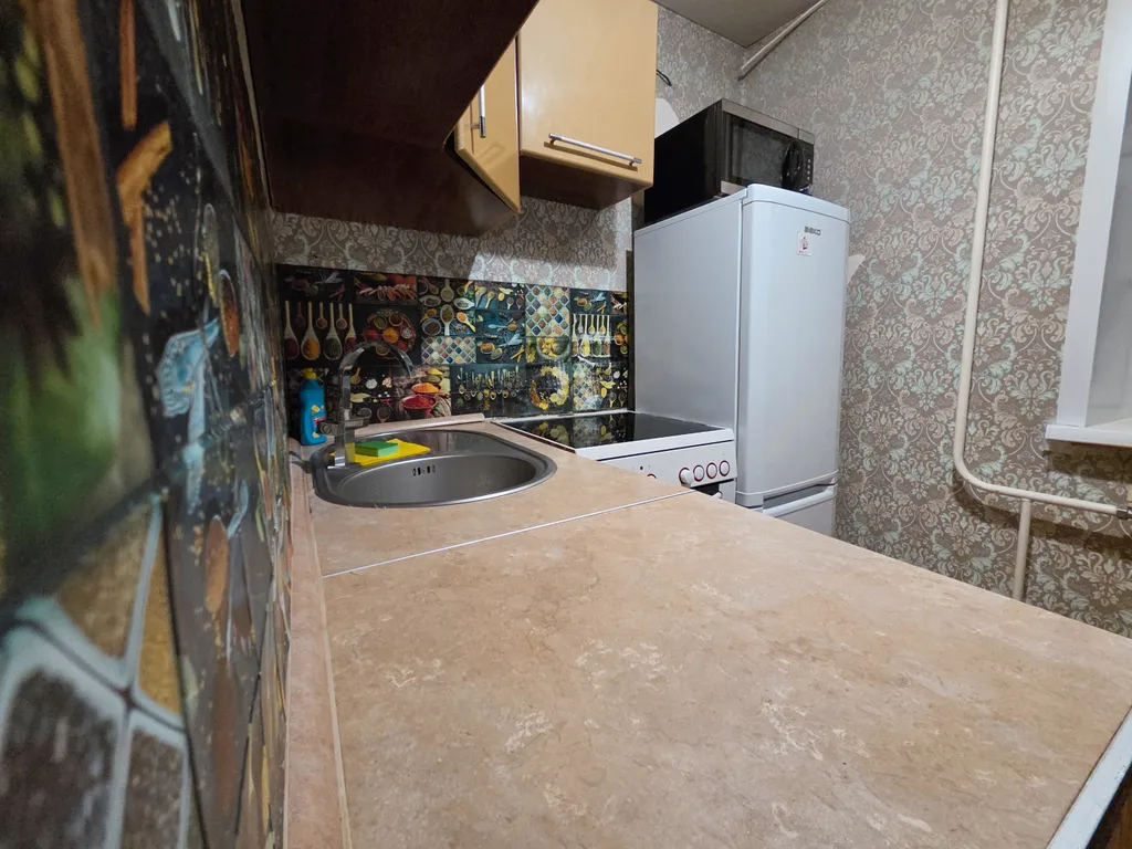 Однокомнатная около ЖД института