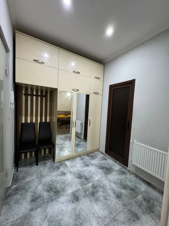 Трёхкомнатная квартира в Саакадзе тауерс