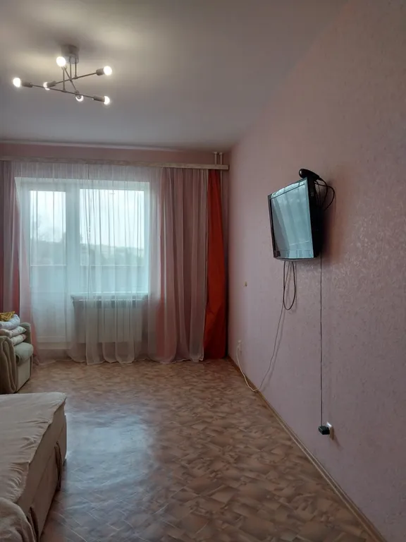 Квартира Комфортная евродвушка с двумя диванами в отдельных комнатах — аренда посуточно в Волгоград