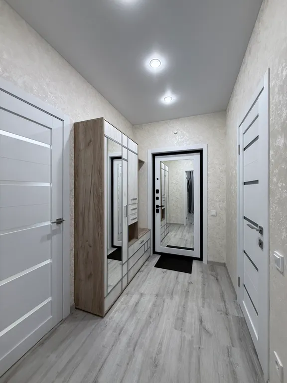 Новая квартира со стильным ремонтом в удобном районе