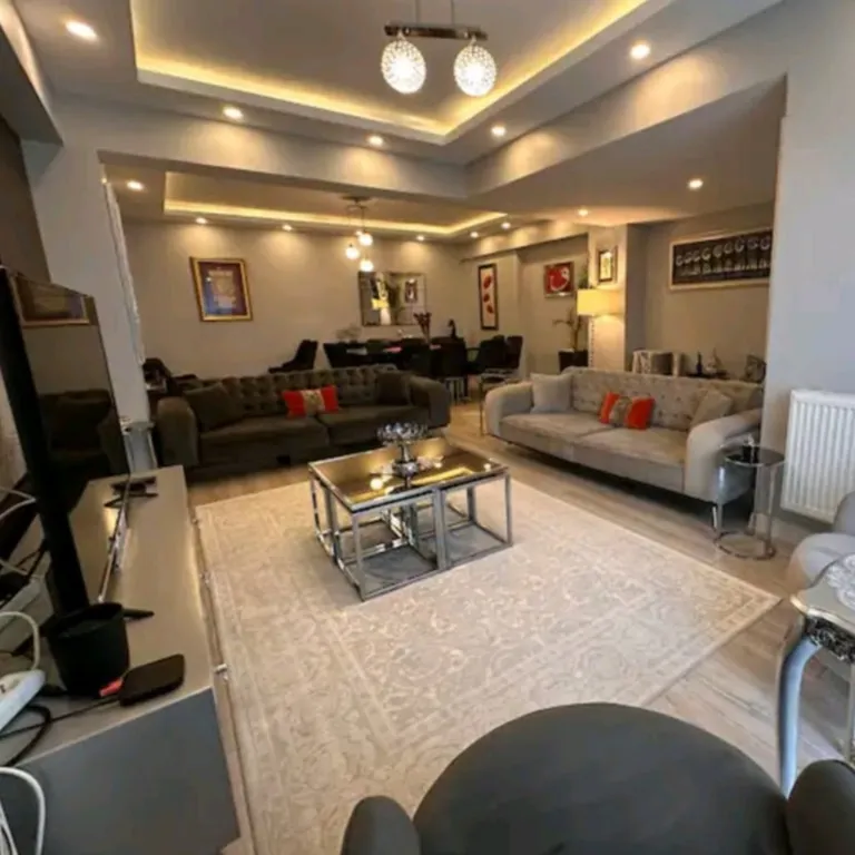 Tüyap fuar alanı yakını güvenlikli villa tipi konforlu,