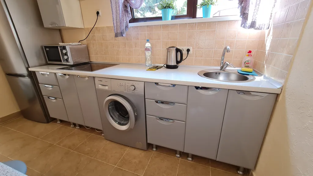 Уютная квартира в 200 метрах от пляжа дельфин