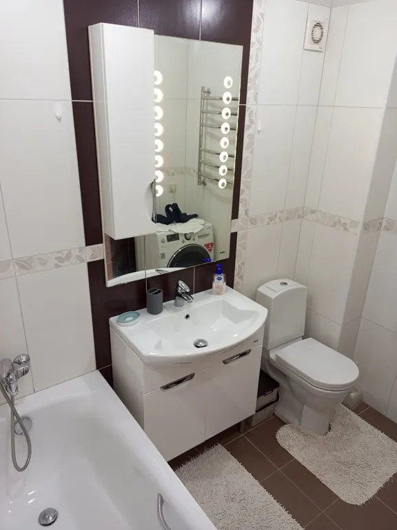 3 комнатная квартира на Светлане, морской порт, Дендрарий, набережная