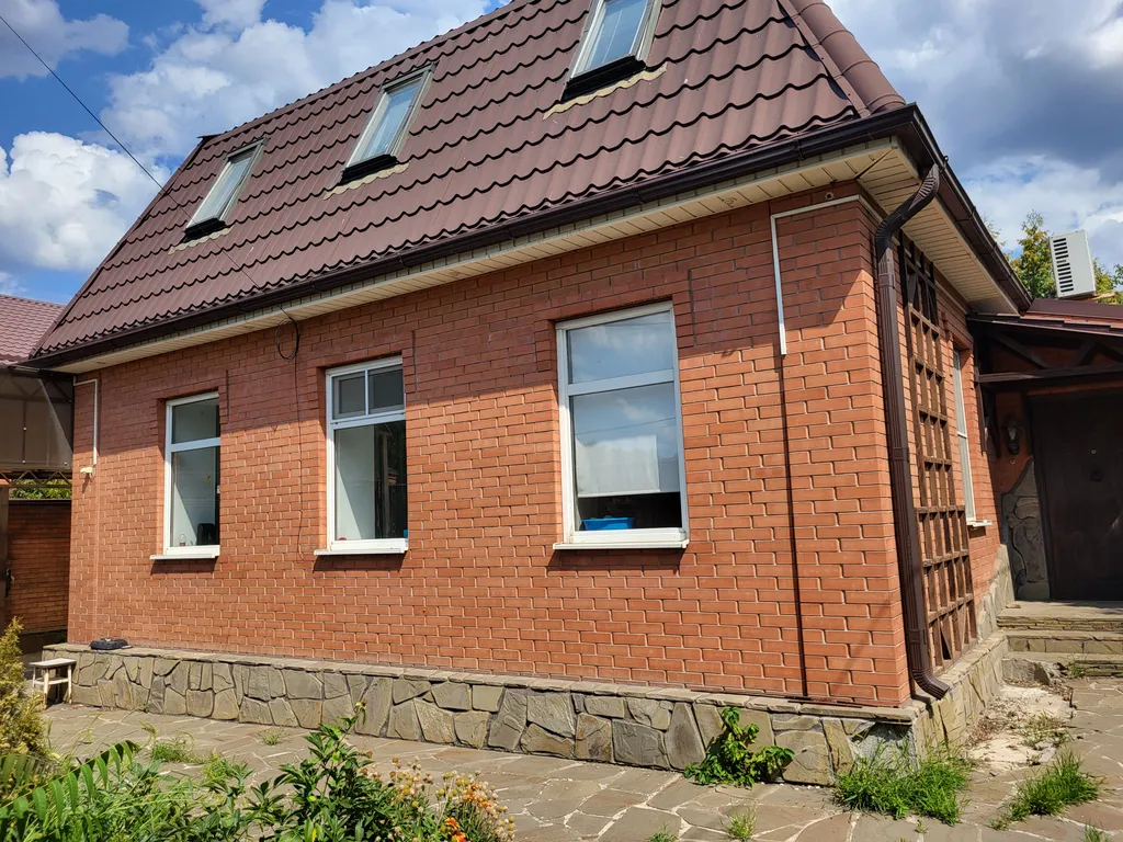 Уютный жилой дом площадью 120м², 3 ком., рассчитанный на 8 человек