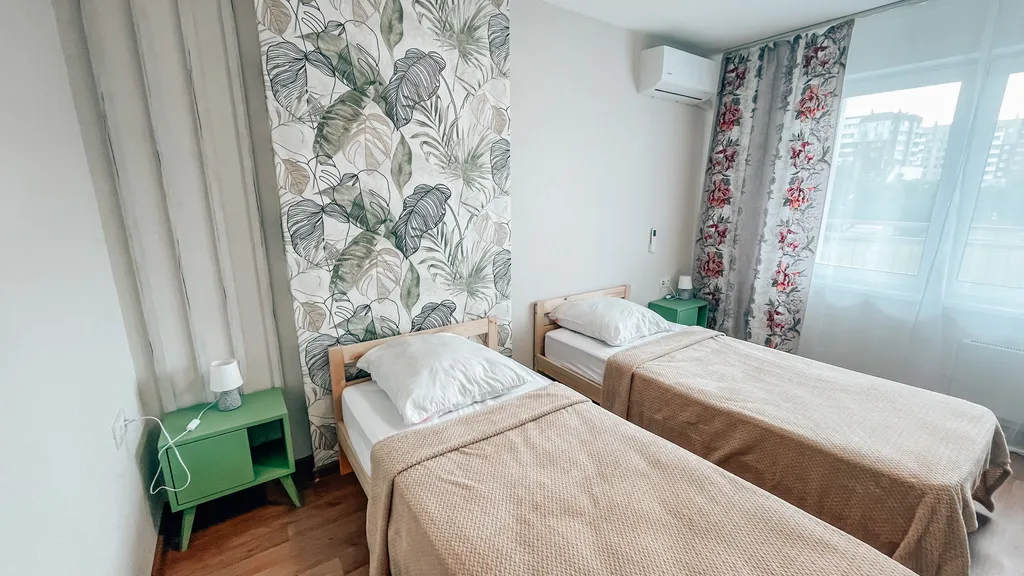 Новые 2-комнатные апартаменты рядом с ТРЦ Планета