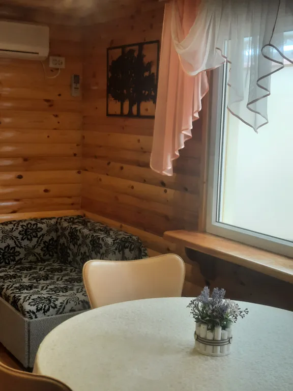 Уютный дом на берегу моря