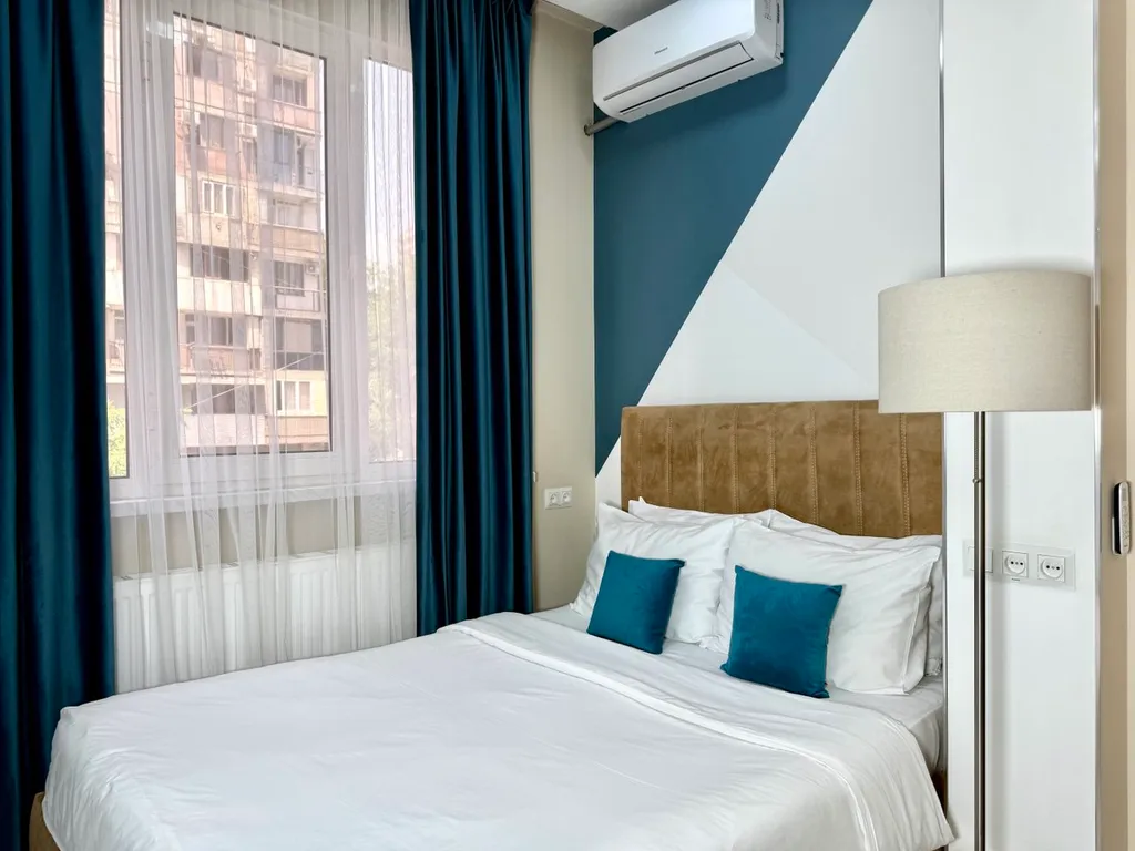 Stylish Apt 2 in City Center