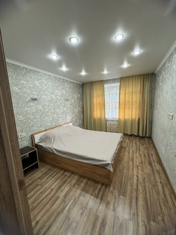 Квартира Просторная 3-комнатная квартира — Кущёвская