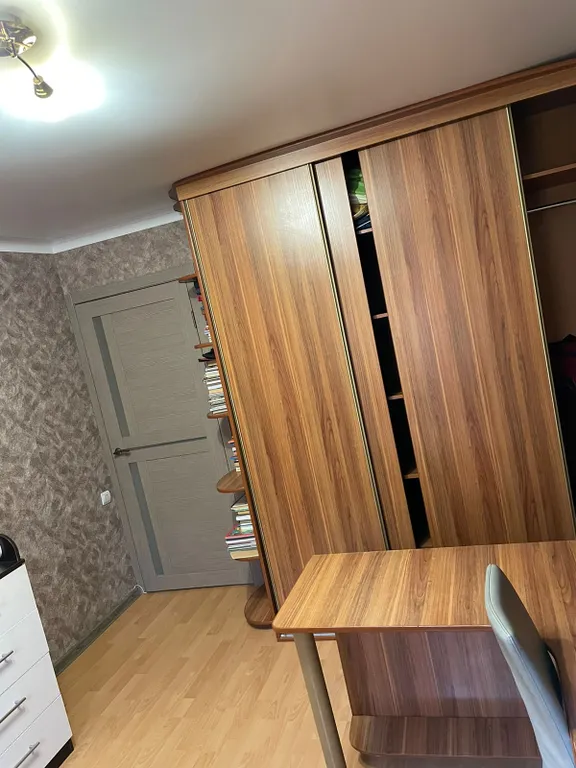 Трёхкомнатная благоустроенная квартира