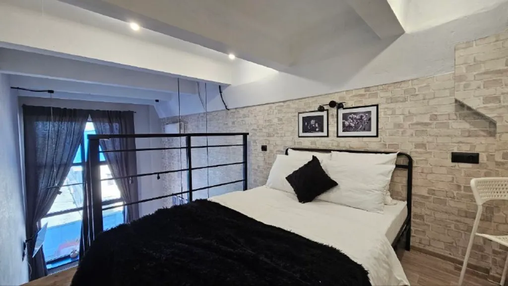 Двухуровневая студия в 10 мин от центра