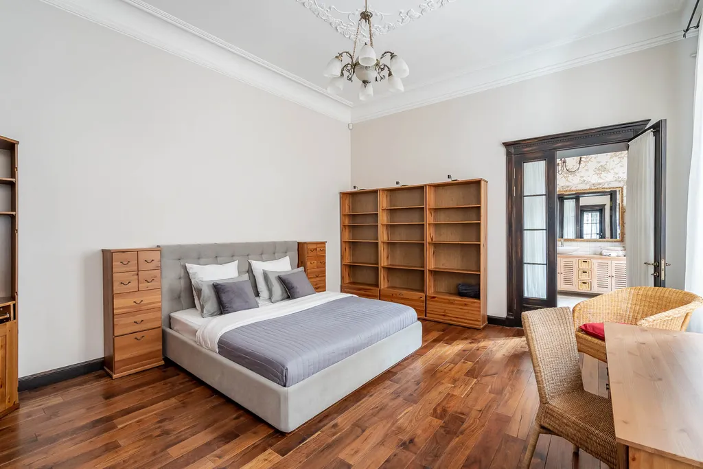 Квартира рядом с Исаакиевским собором