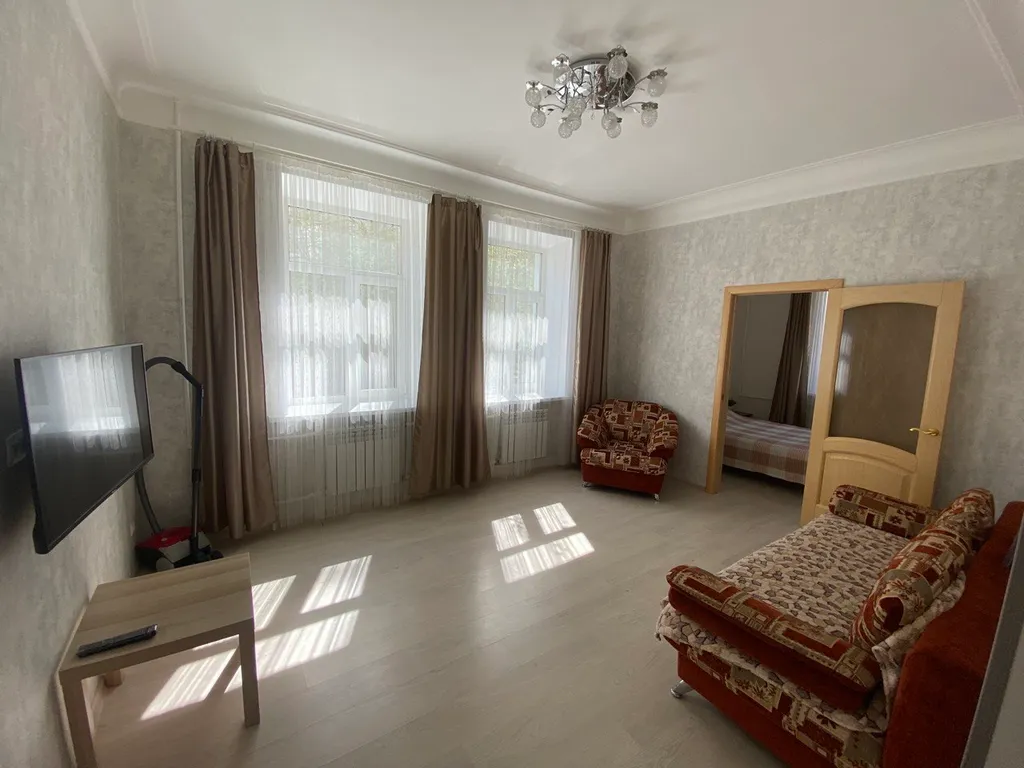 2-я квартира в самом центре города — аренда посуточно в Выкса