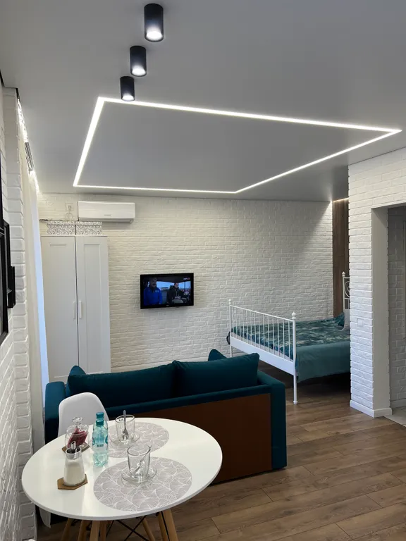 Квартира-студия Люкс