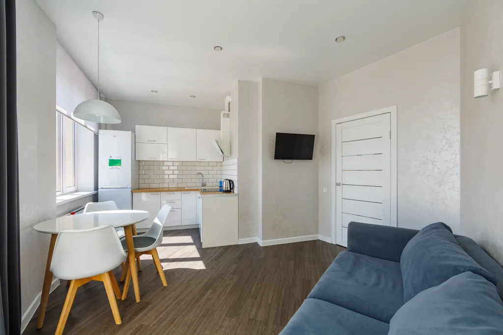 Квартира Квартира Апартамент, три изолированные спальни и кухня-гостиная — Екатеринбург