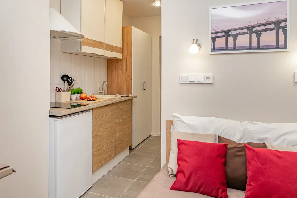 Квартира-студия в центре 13,5 м2, 1 кровать