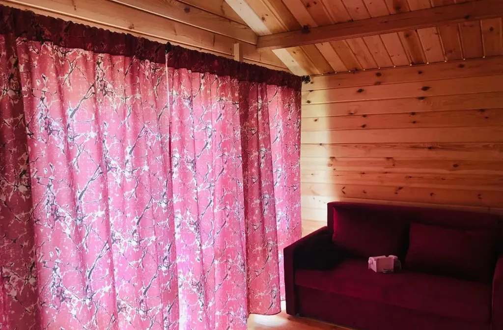 Коттедж Домик у реки — Сухум