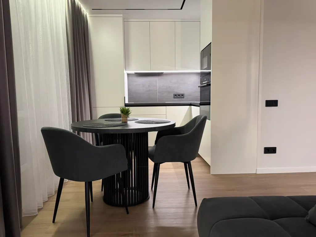 Современная квартира-студия рядом с центром