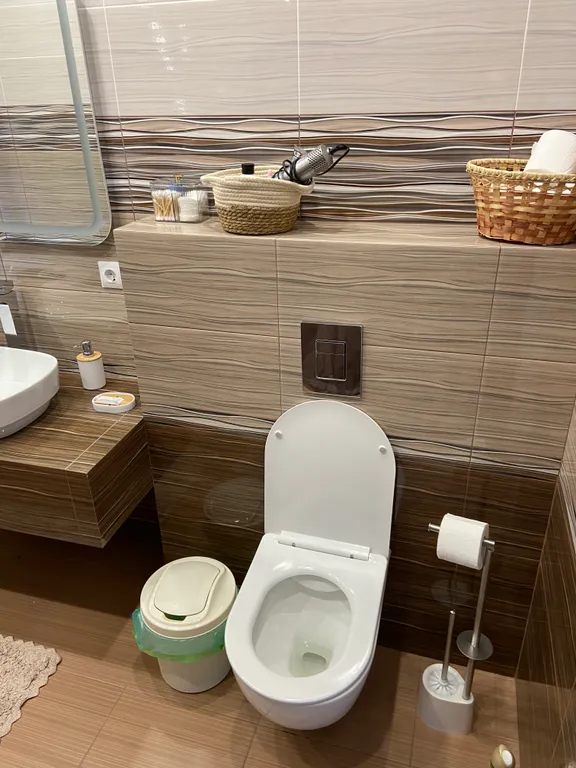 Уютный современный дом возле гор и моря