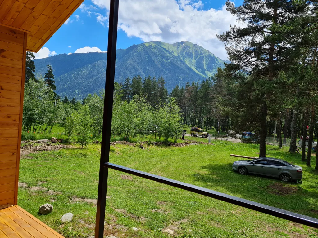 Коттедж Домик-усадьба с панорамным видом на лес и горы — Архыз