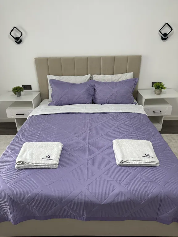 Апартаменты на Академической №79