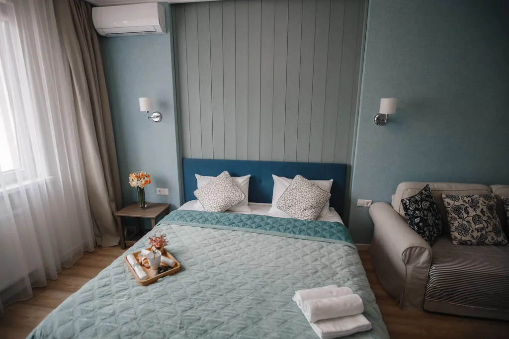 Квартира Двухкомнатная квартира, 2 санузла, 4 кровати — Геленджик