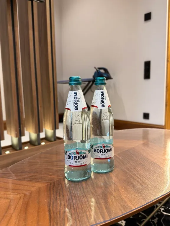 Kazakhstan resident's 171 by Royal rentals