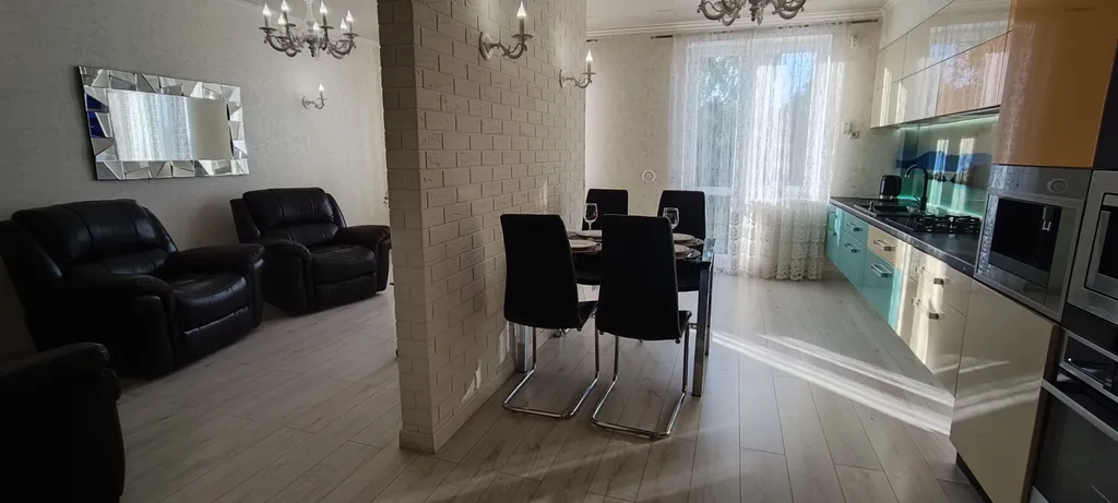 Квартира 2-комнатная квартира "Четыре апельсина" — Светлогорск