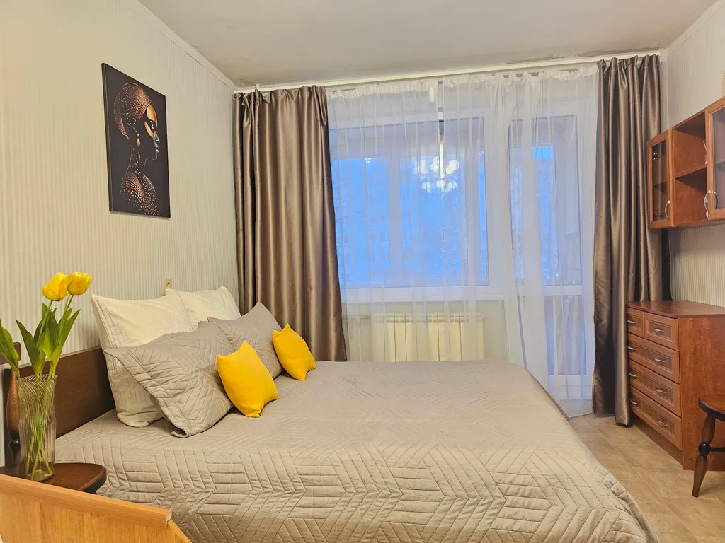 Просторная однокомнатная квартира — аренда посуточно в Сестрорецк