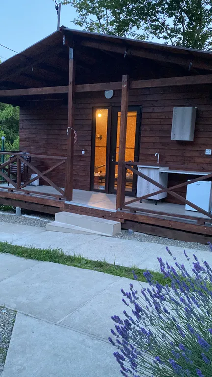 Бунгало с видом на сад