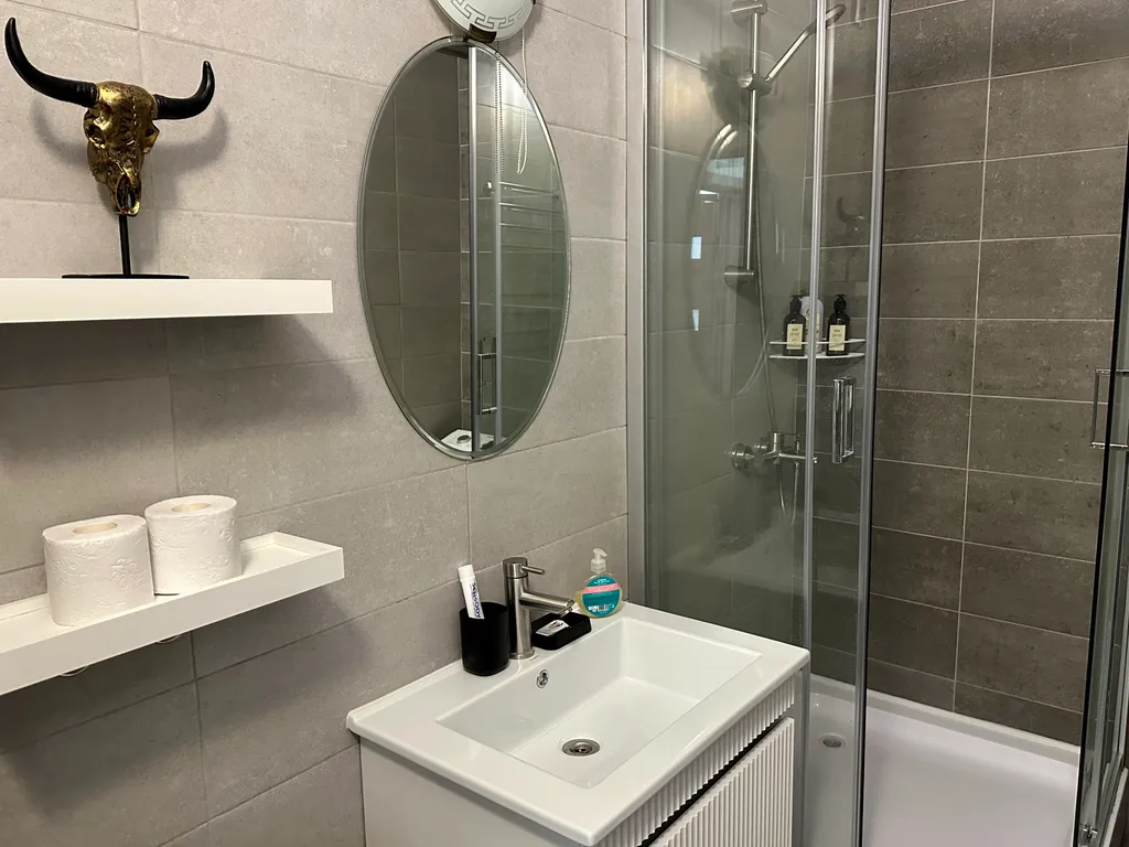 Апартамент в окружении сосен и видом на кирху