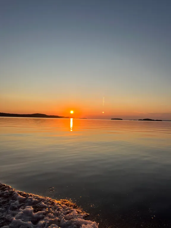 Дом с купелью на берегу Онежского озера