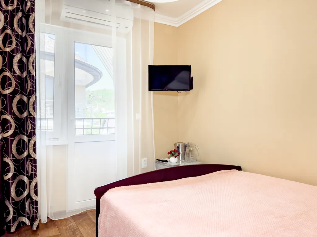 Стандарт 4-х местный с балконом