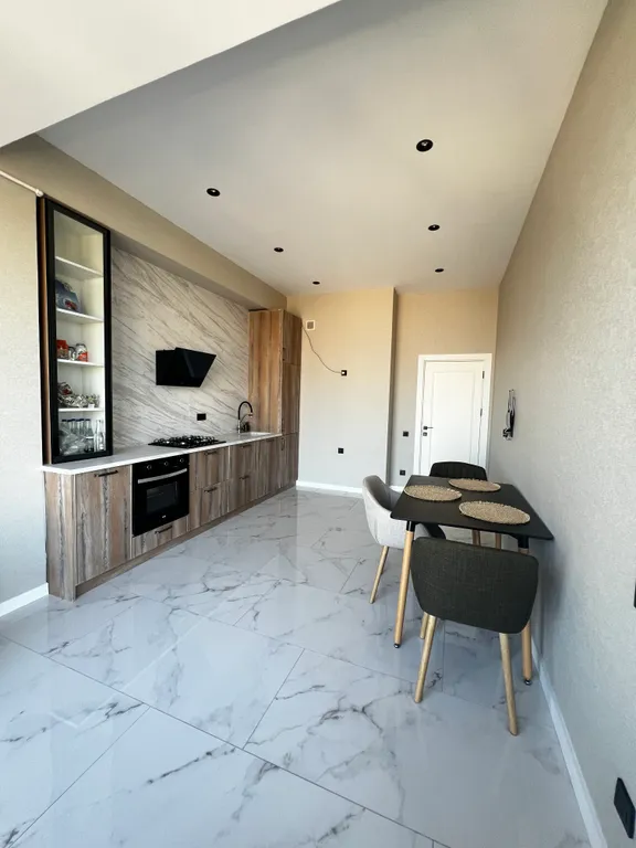 Квартира с видом на озеро