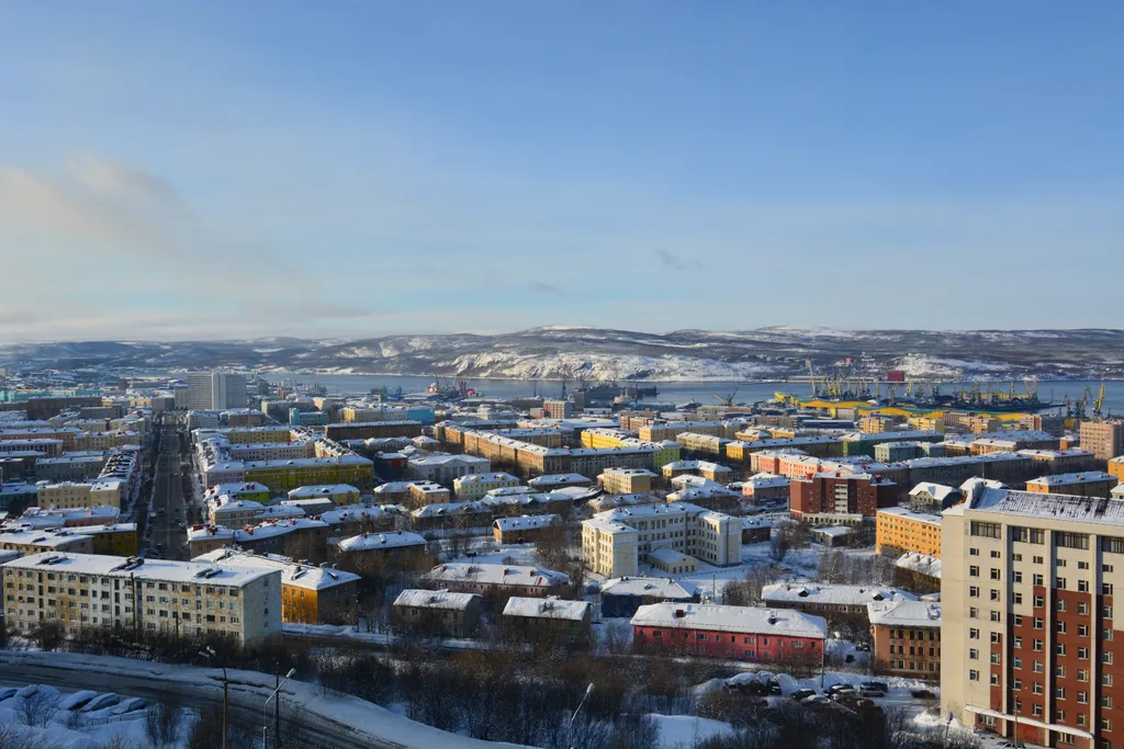 Двухкомнатная квартира с раздельными комнатами балконом и лифтом