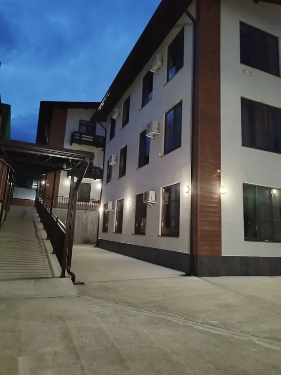 Квартира с отдельной спальней в центре