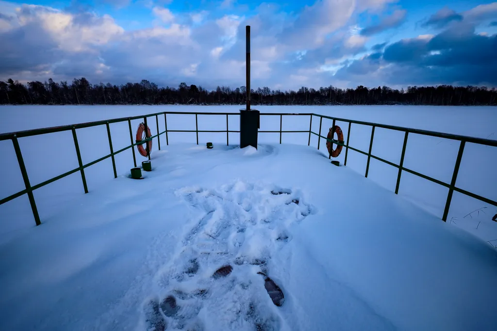 Плавдом Добрый мыс с баней на Онего