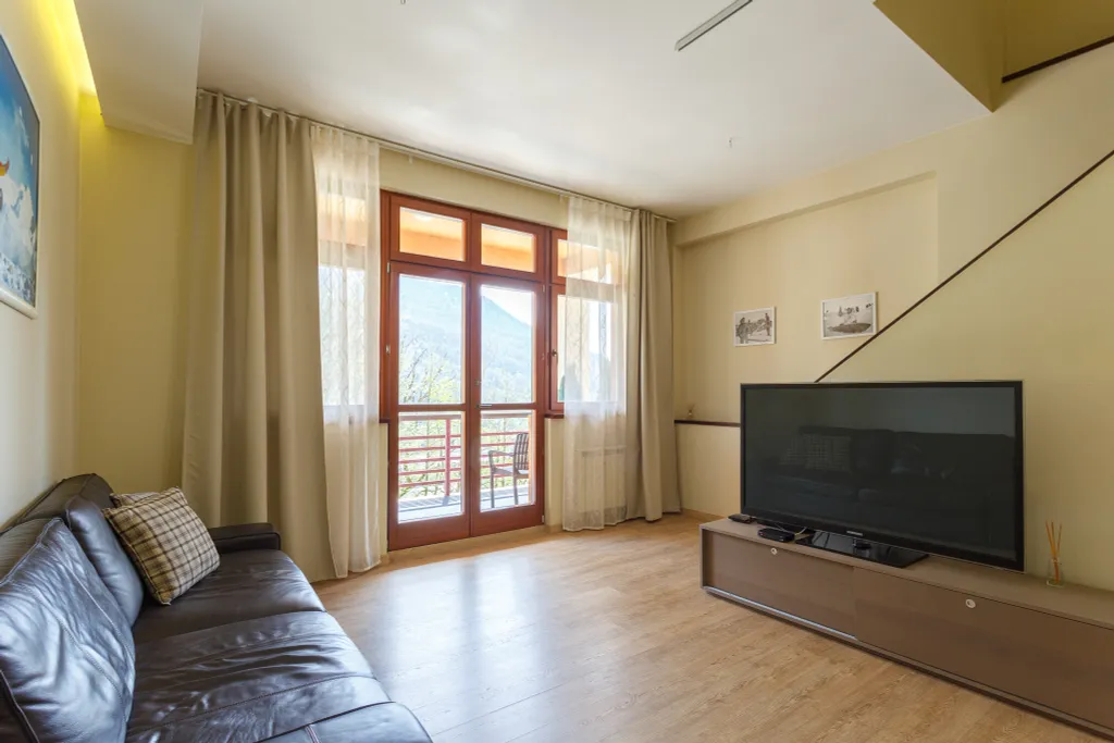 Двухуровневая квартира с великолепным видом в Красной Поляне